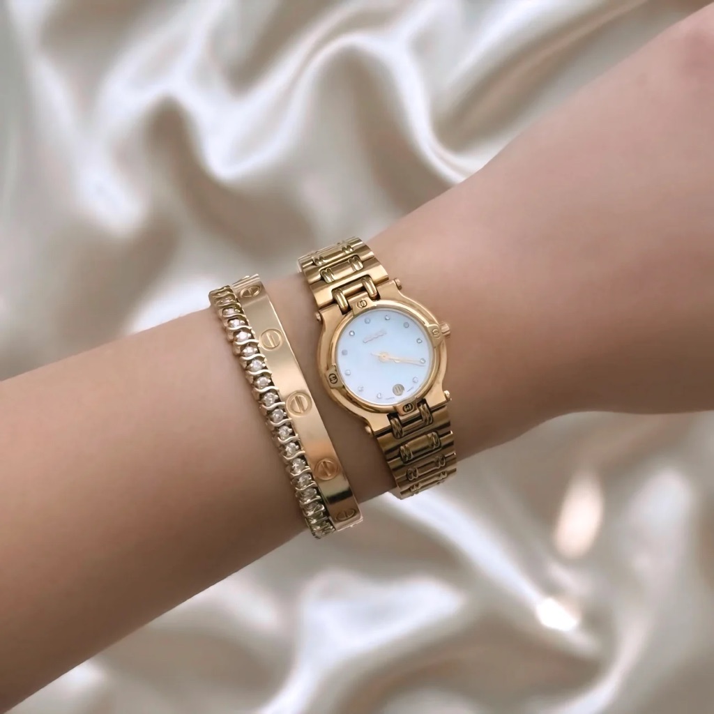 Authentic Vintage Gucci MotherOfPearl  Diamond Gold Watch